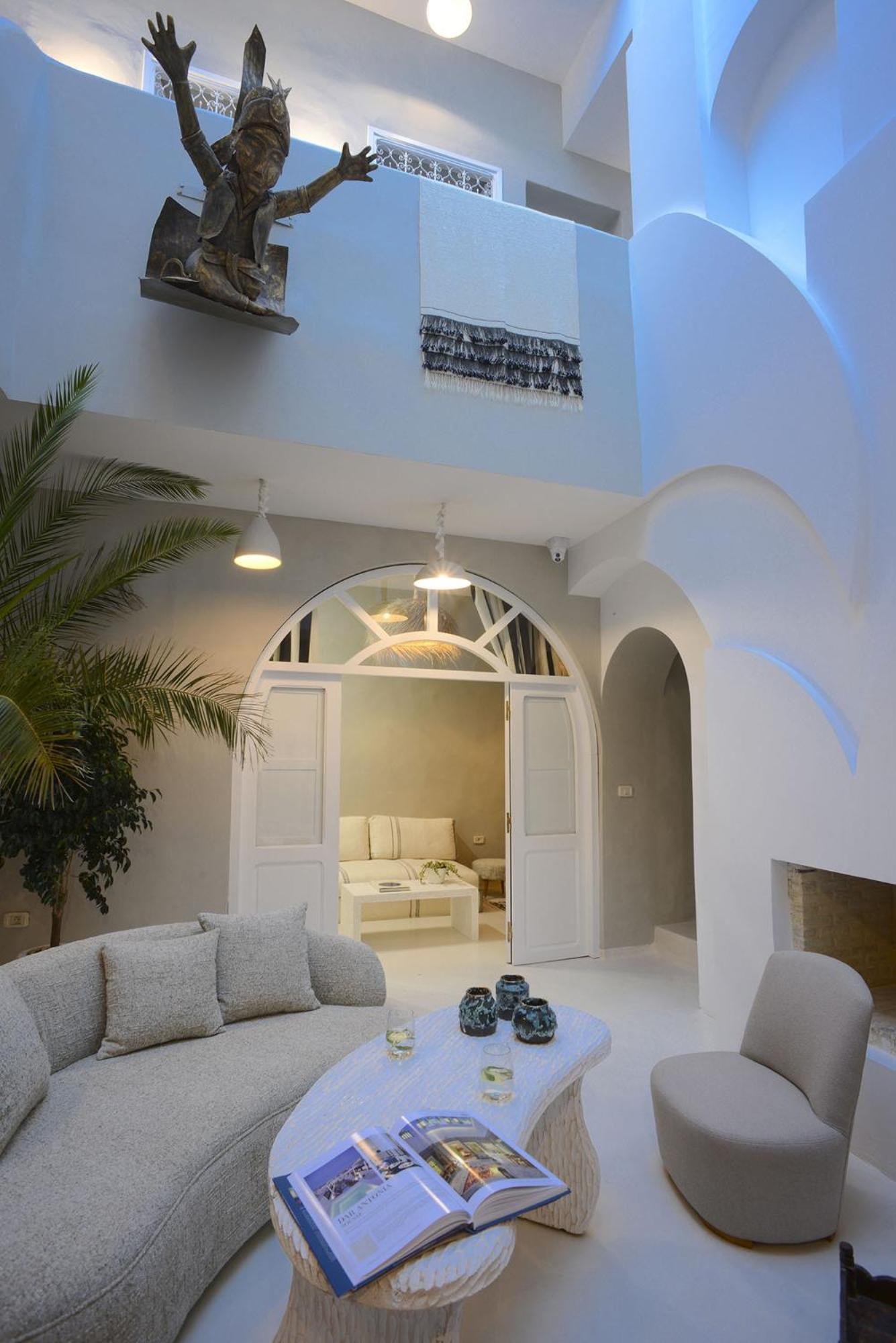 Dar Antonia 4*